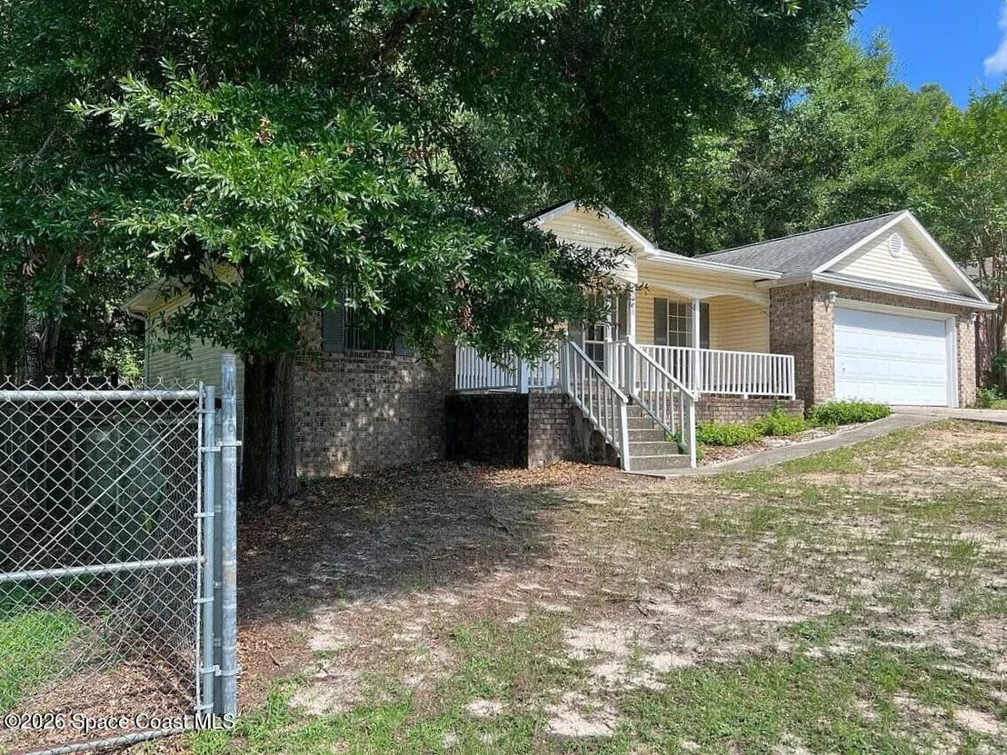 Photo of 1060 Cobblestone Drive