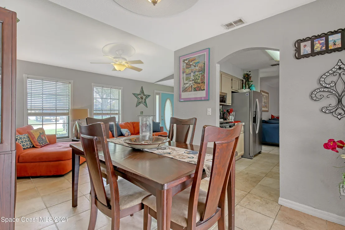 Photo of 817 Jasmine Drive