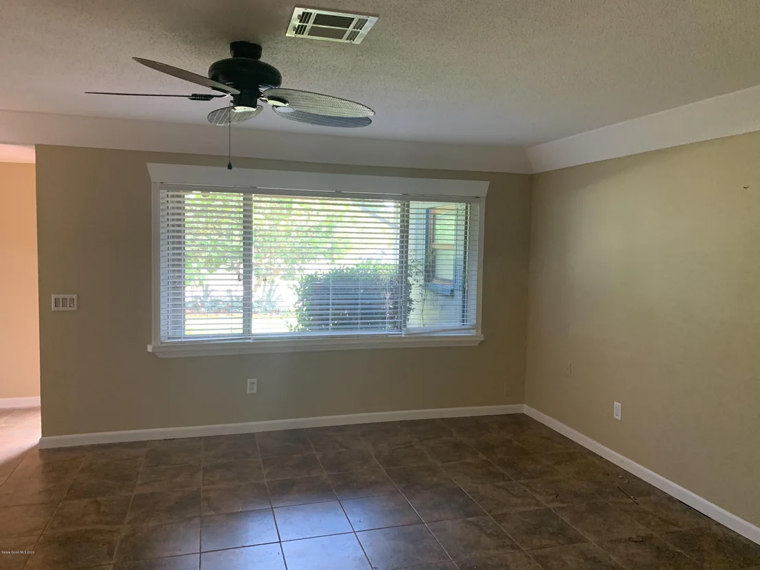 Photo of 789 Walnut Drive
