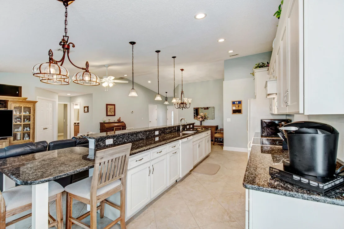 Photo of 1236 Walnut Grove Way