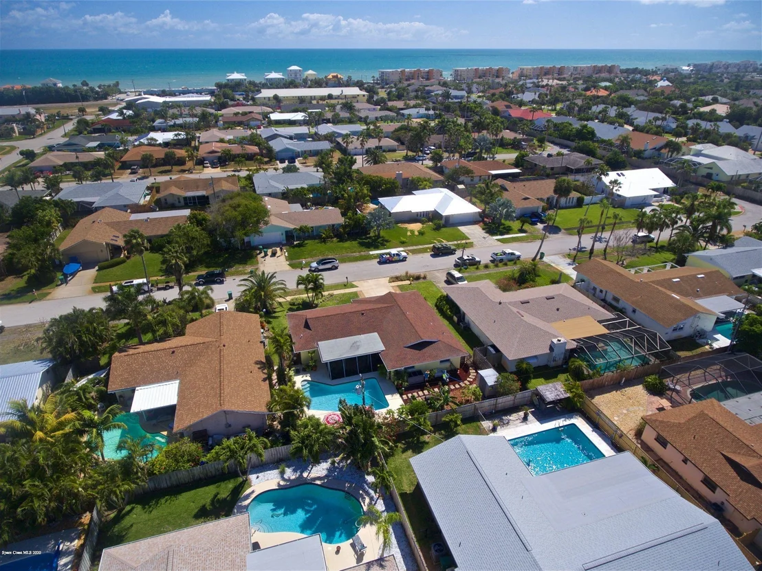 Photo of 770 Hibiscus Drive