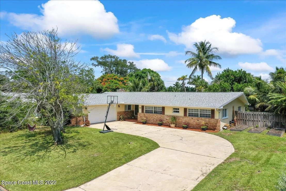 Photo of 608 Oak Ridge Drive