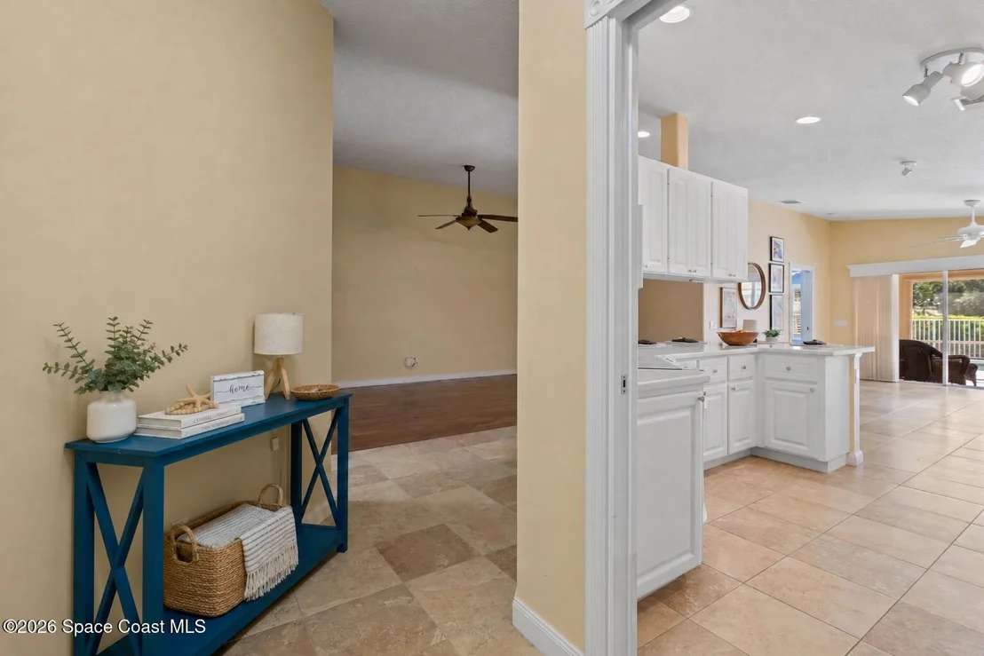 Photo of 3405 Hyperion Way SE