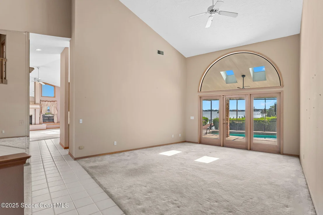 Photo of 418 Lanternback Island Drive