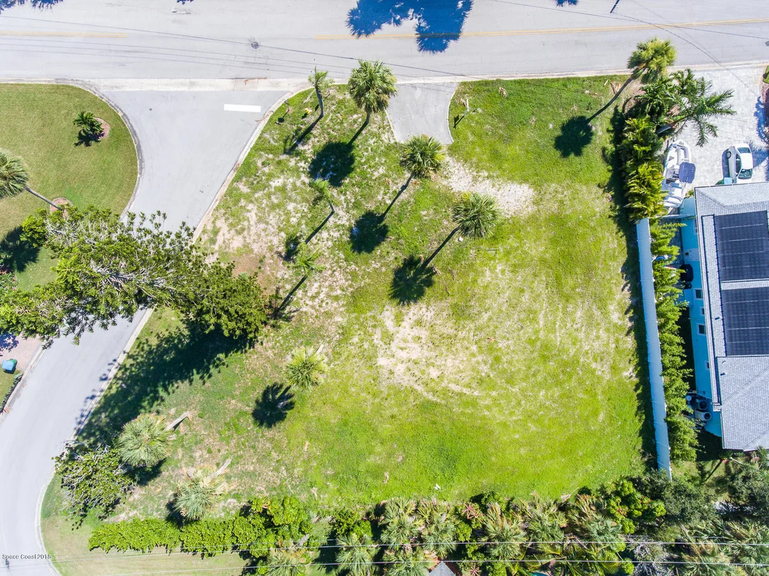 Photo of 303 Riverside Drive