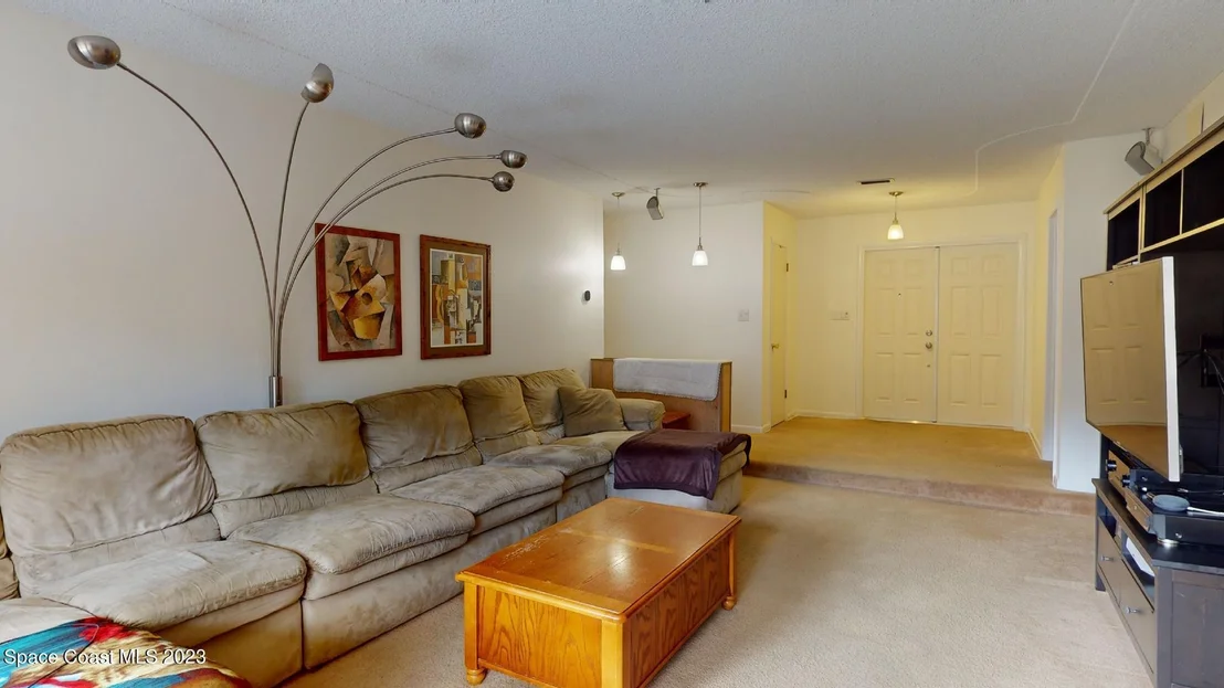 Photo of 383 Chester Drive