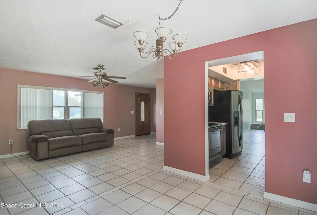 Photo of 207 Saldon Lane