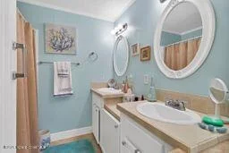 Photo of 701 Lark Drive