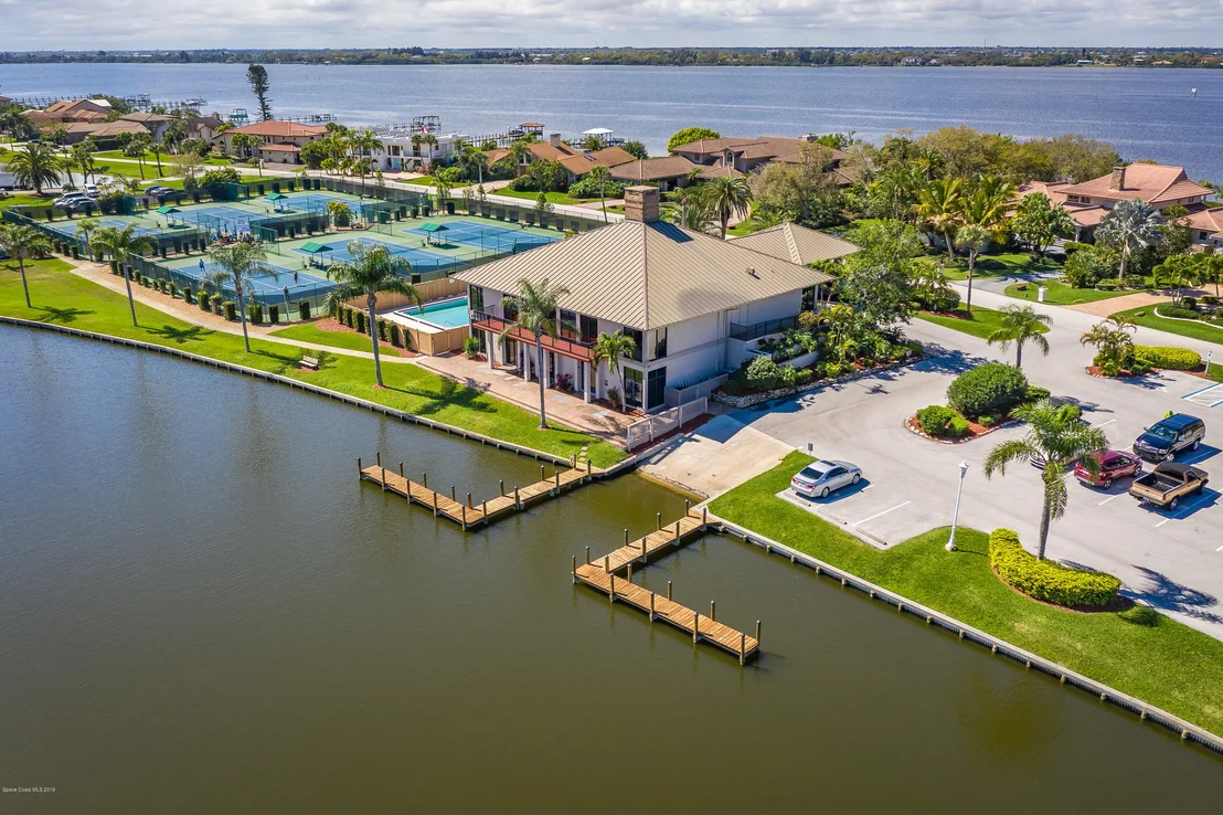 Photo of 406 Lanternback Island Drive
