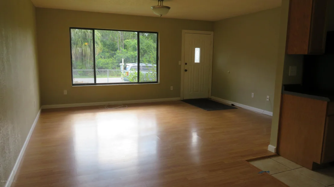 Photo of 988 Sable Circle SE
