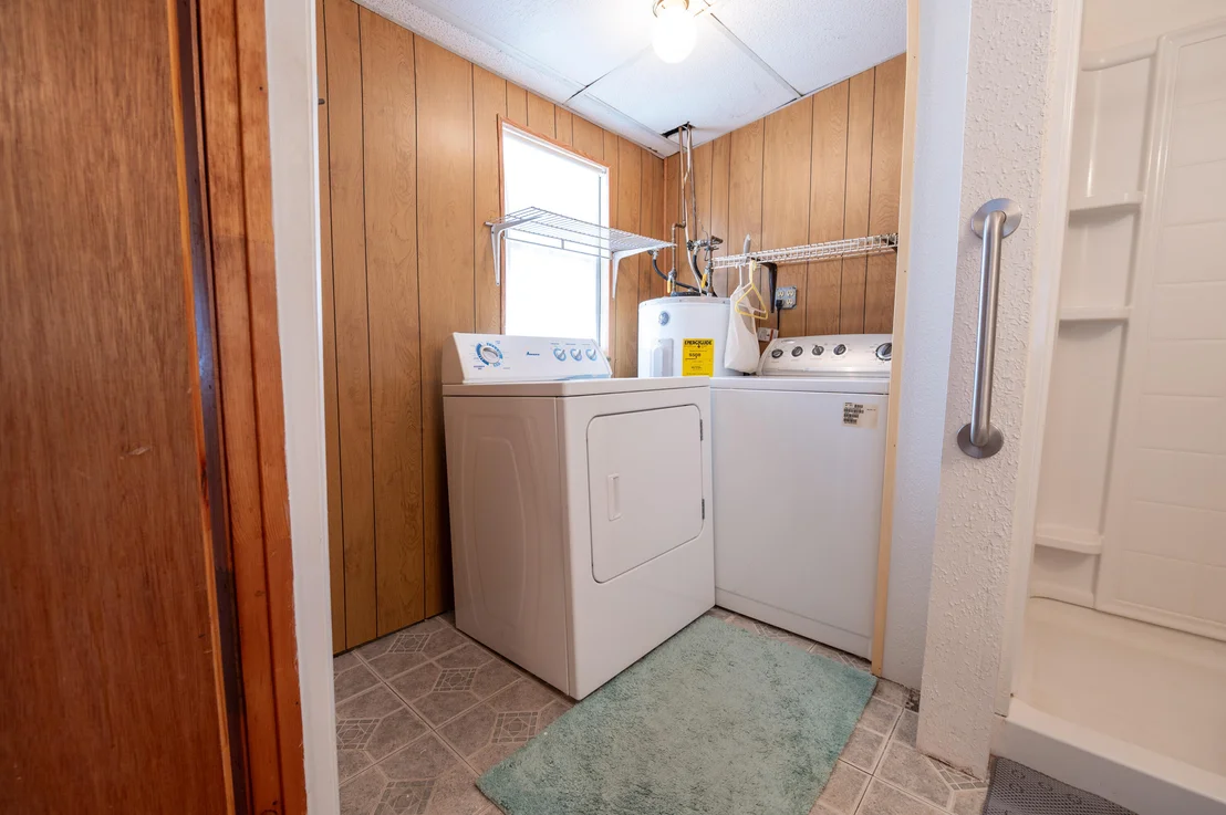 Photo of 1385 Eva Lane