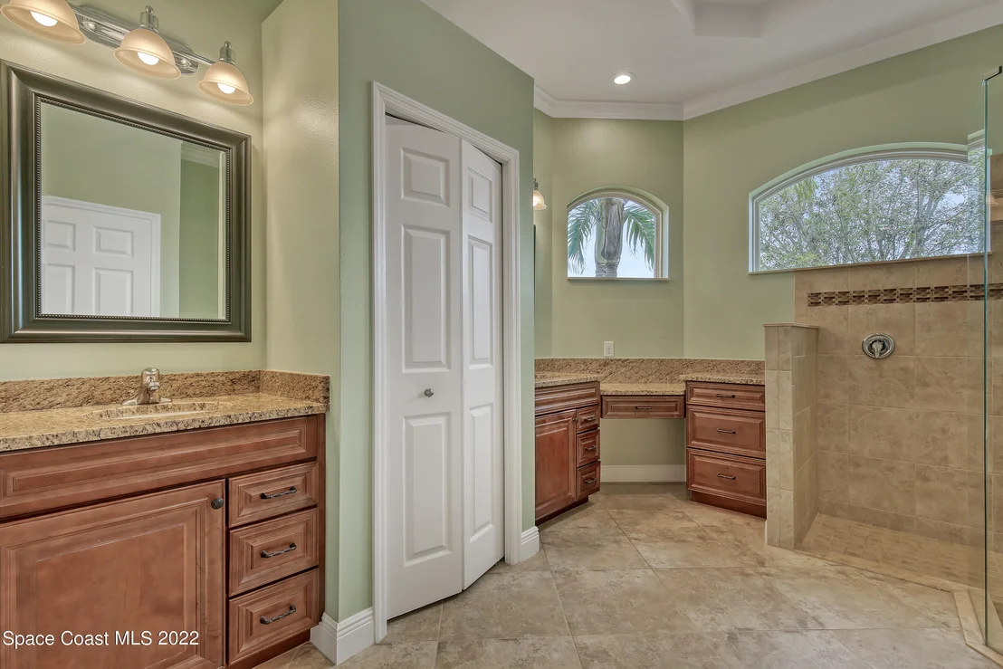 Photo of 4625 Leo Lane
