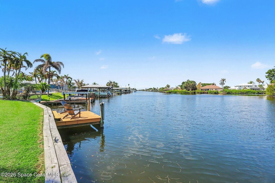 Photo of 444 Thrush Drive