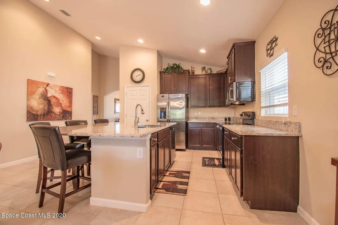 Photo of 1190 Dillard Drive SE
