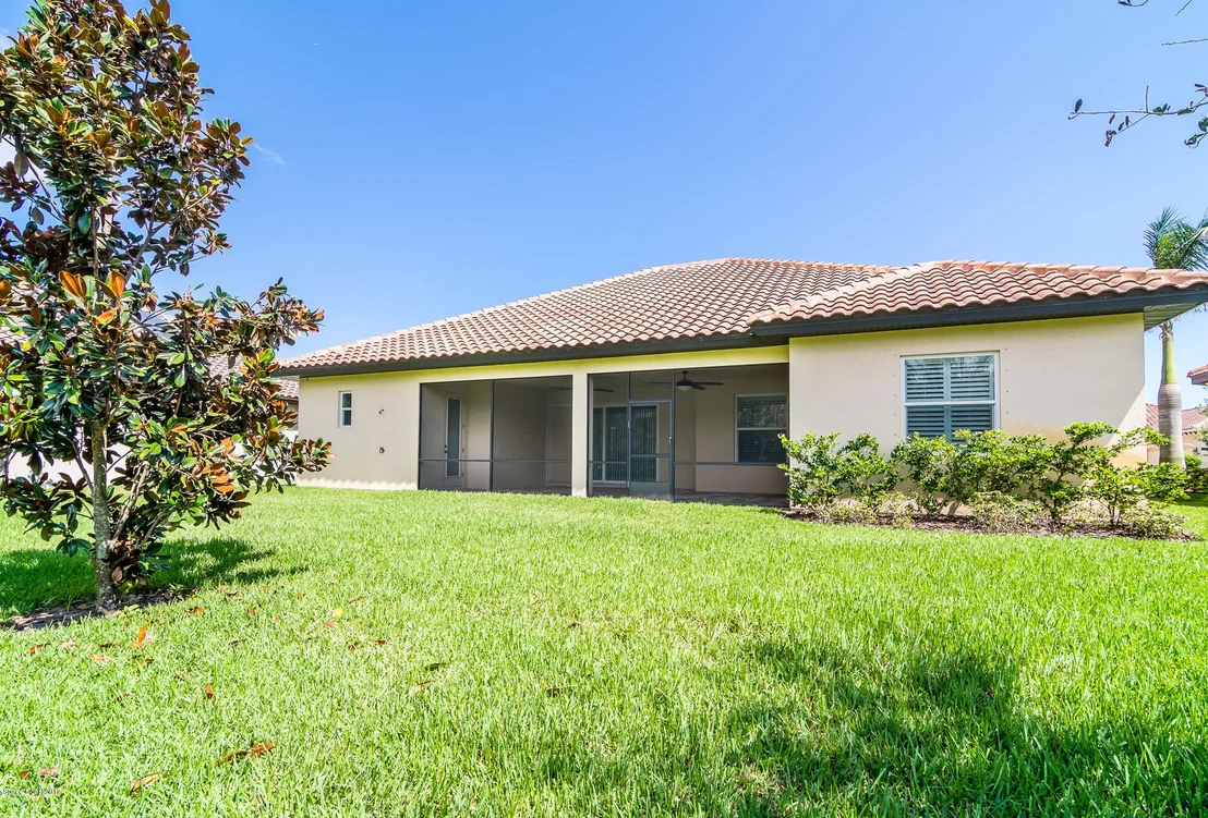 Photo of 1322 Tralee Bay Avenue