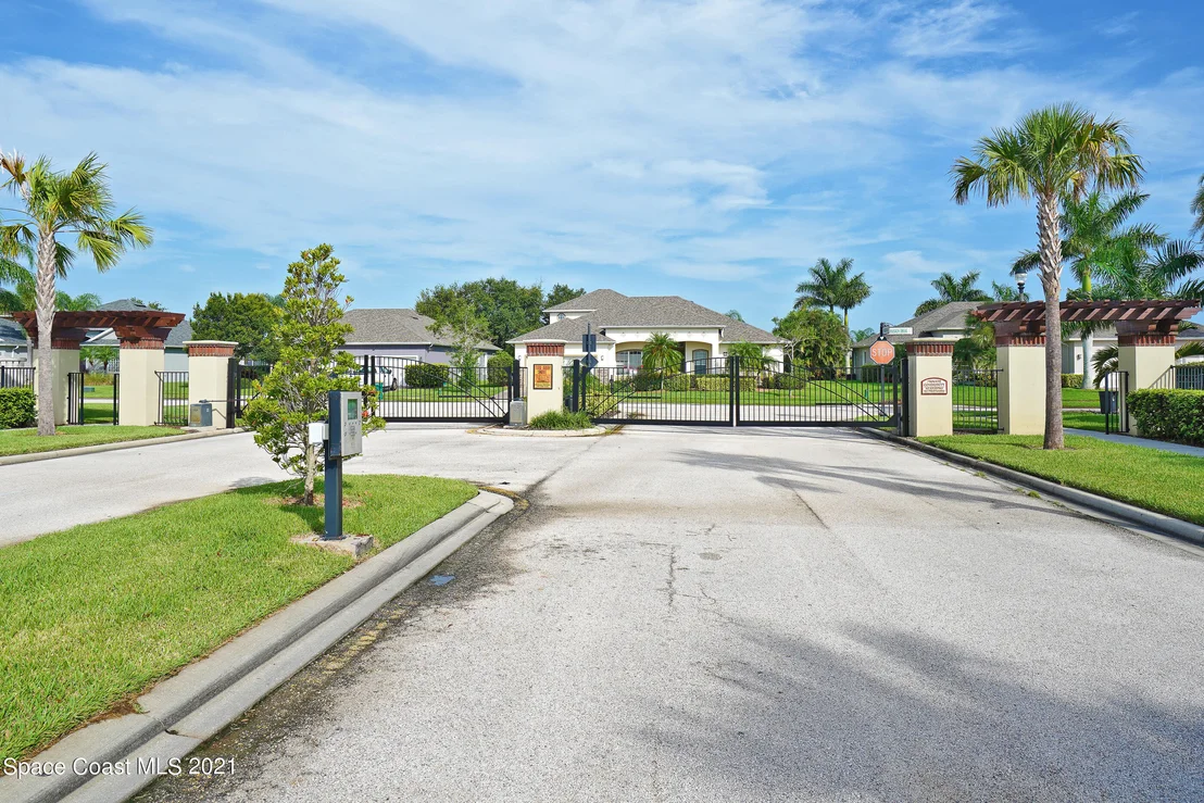 Photo of 5830 Rusack Drive