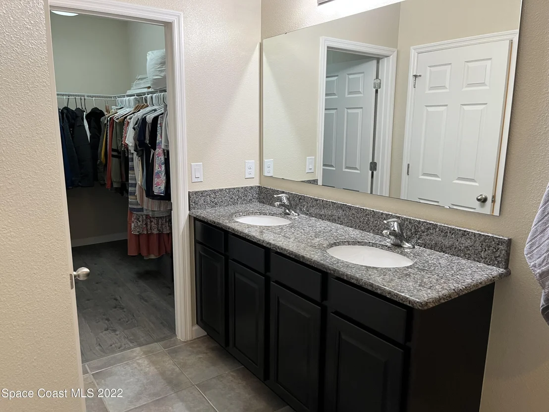 Photo of 800 Fiddleleaf Circle