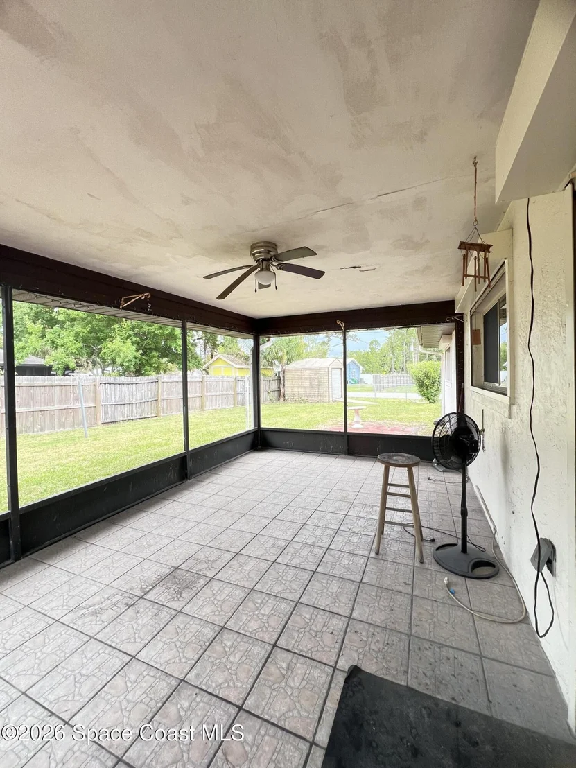 Photo of 6485 Manila Drive