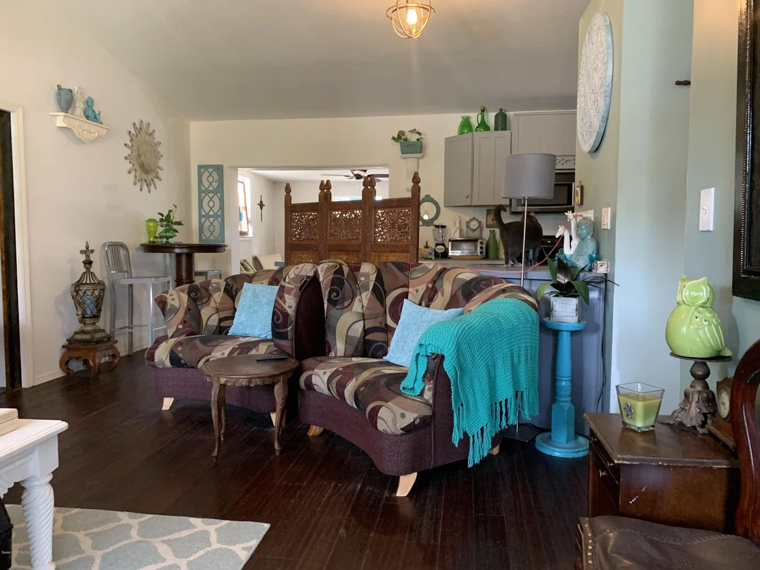Photo of 1512 Mac Arthur Lane