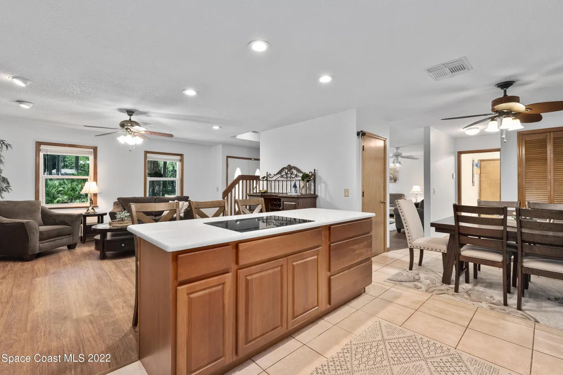 Photo of 3925 Milwaukee Avenue
