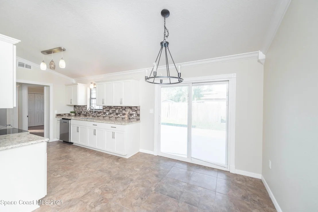 Photo of 6570 Beggs Ter