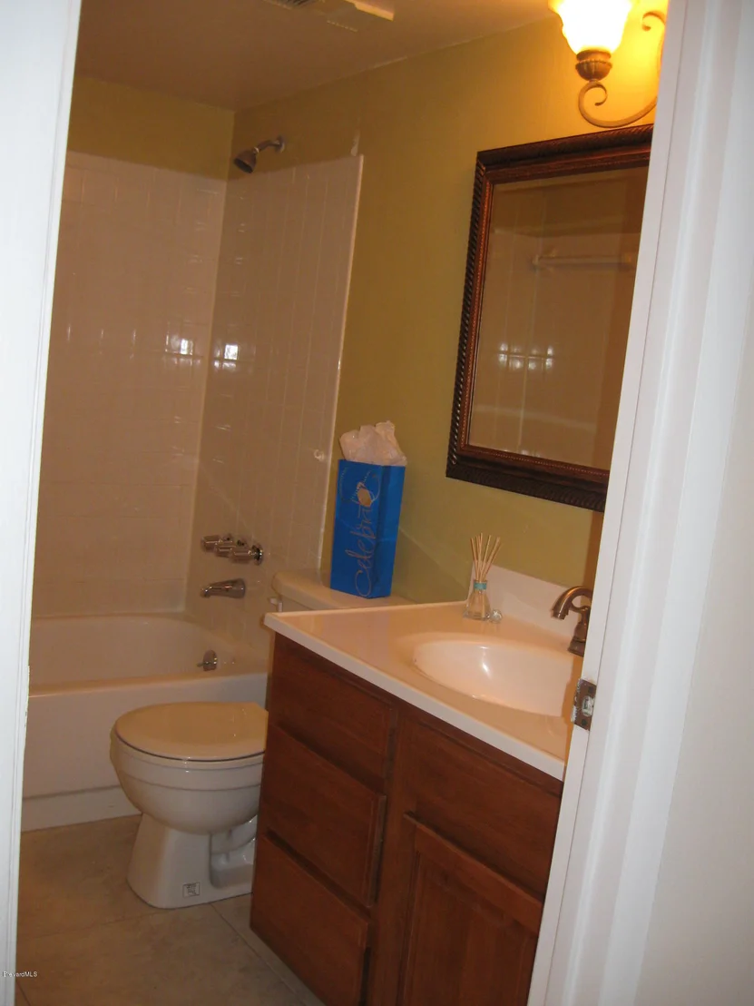 Photo of Unit 5E at 2475 Eagle Drive