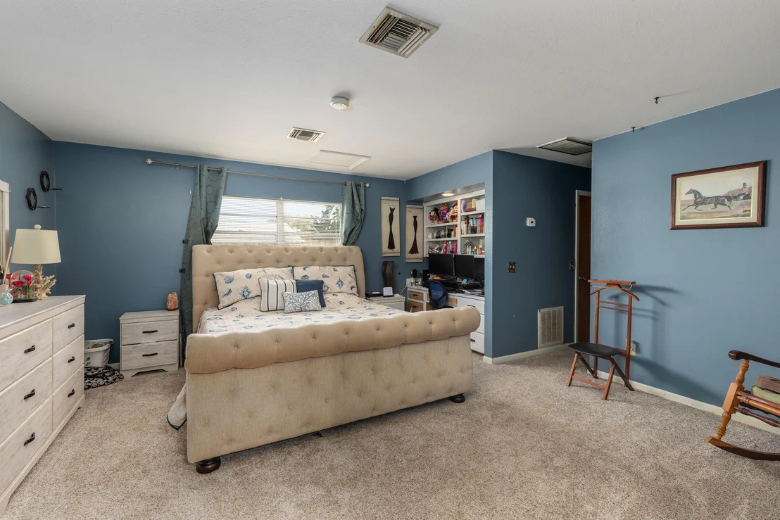 Photo of 450 Rosedale Drive