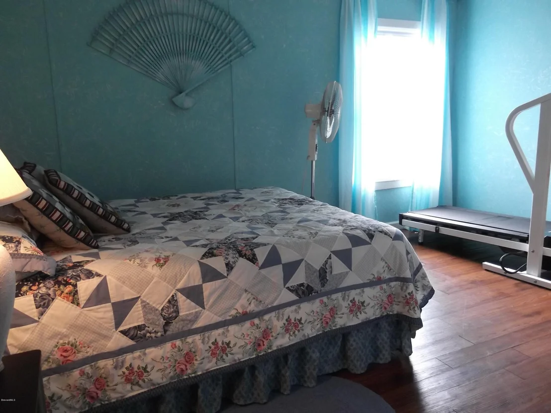 Photo of 391 Mac Arthur Circle