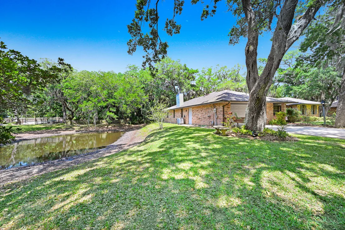 Photo of 1845 Whispering Oaks Circle