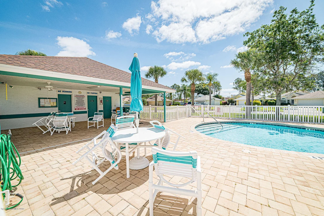 Photo of 3987 Saint Armens Circle