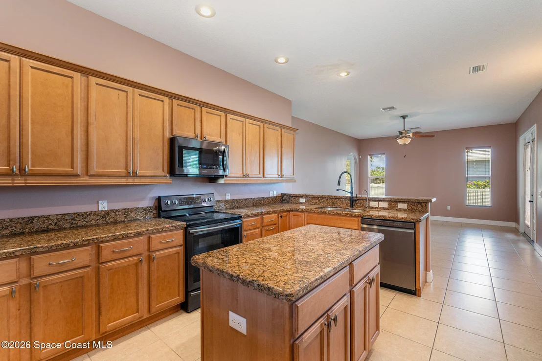 Photo of 291 Devlin Court SE