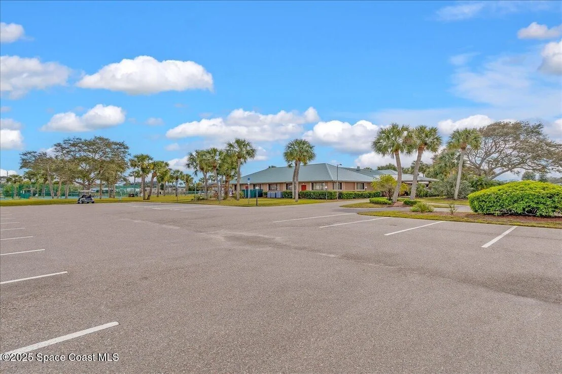 Photo of 1131 Tequesta Drive