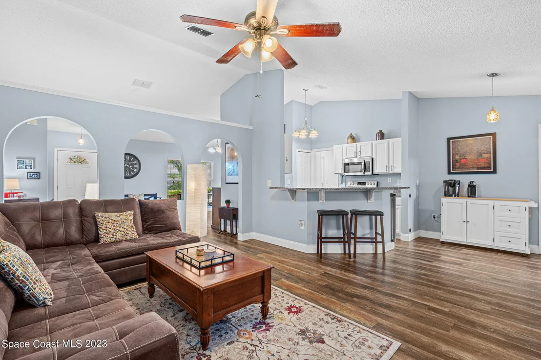 Photo of 2310 Shady Oak Road