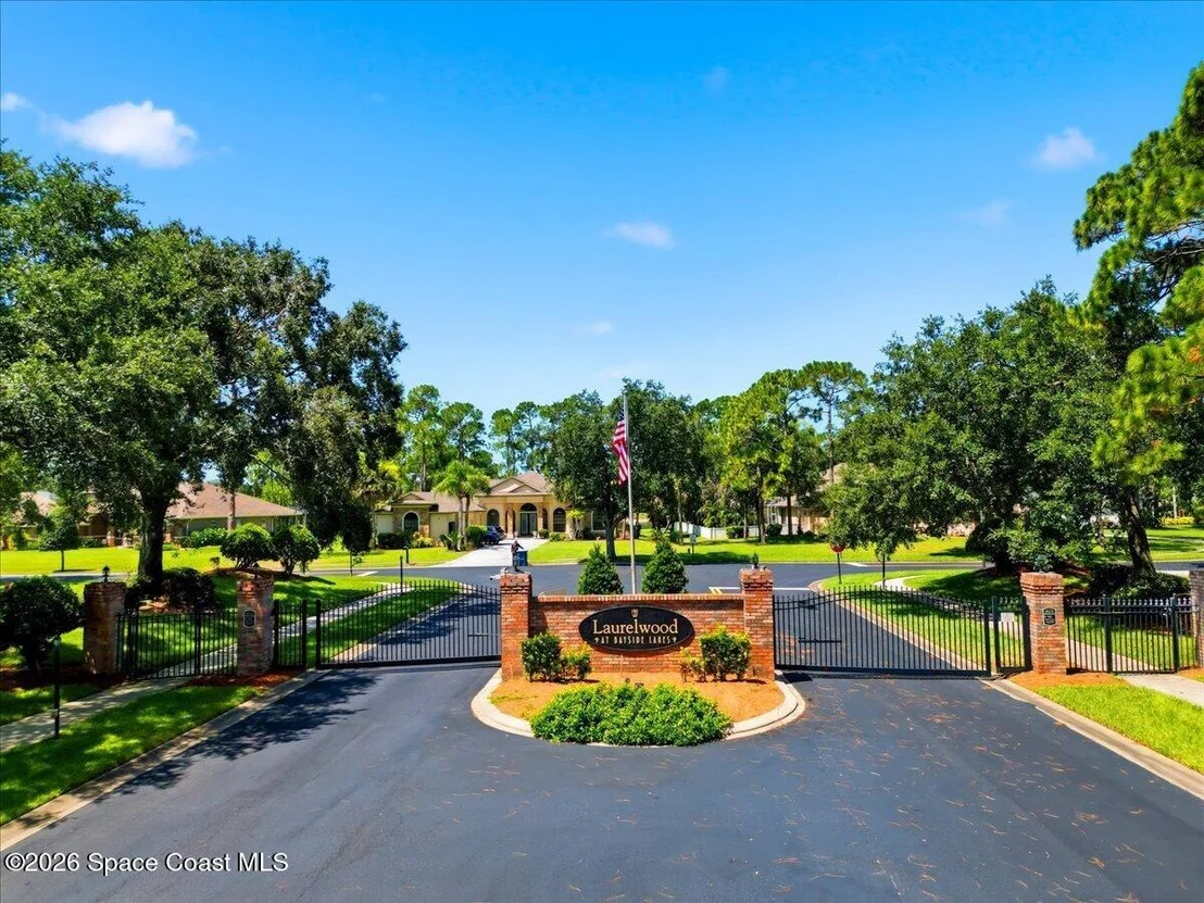 Photo of 1868 Winding Ridge Circle SE