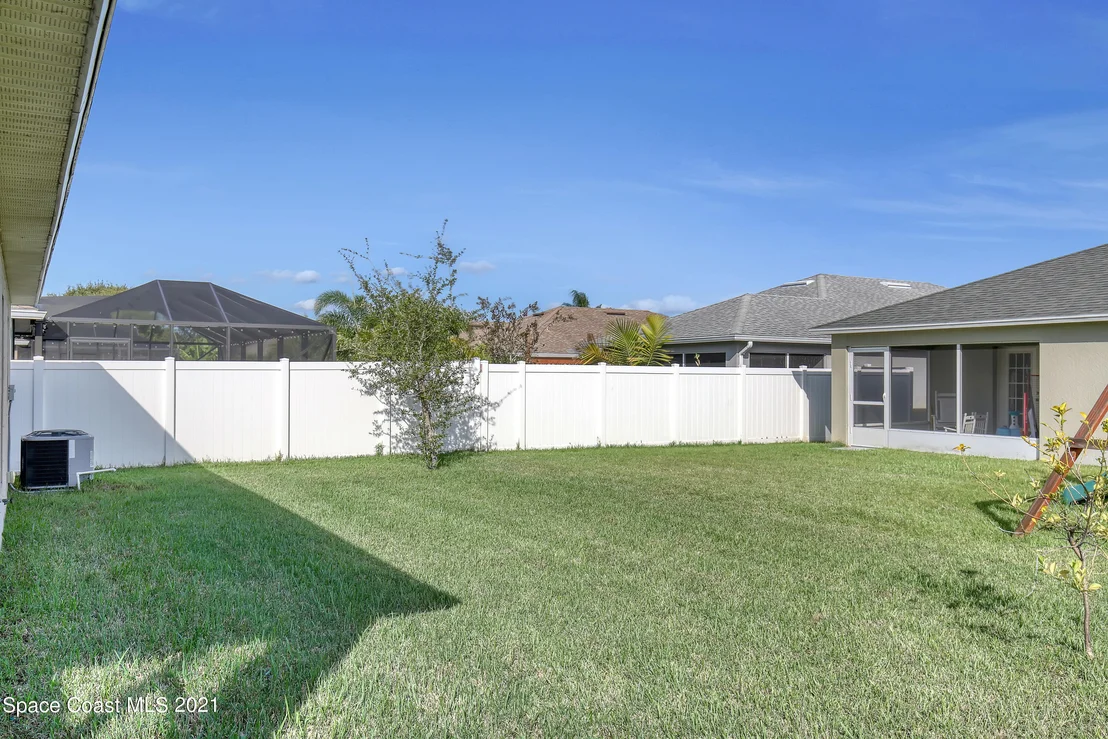 Photo of 1290 Corbett Lane