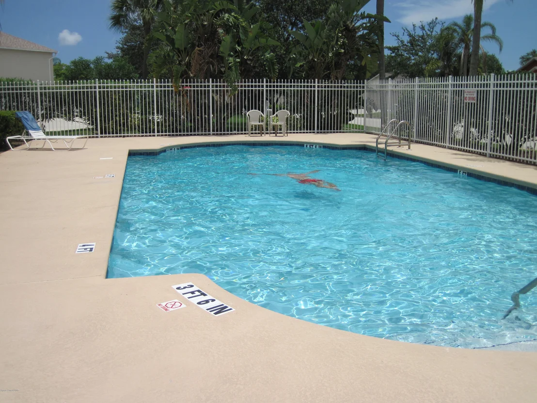Photo of 1159 White Oak Circle