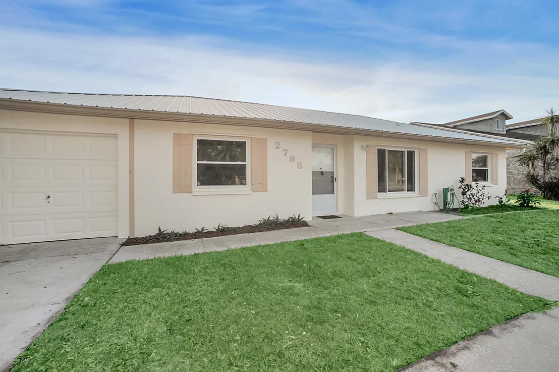 Photo of 2795 Locksley Road