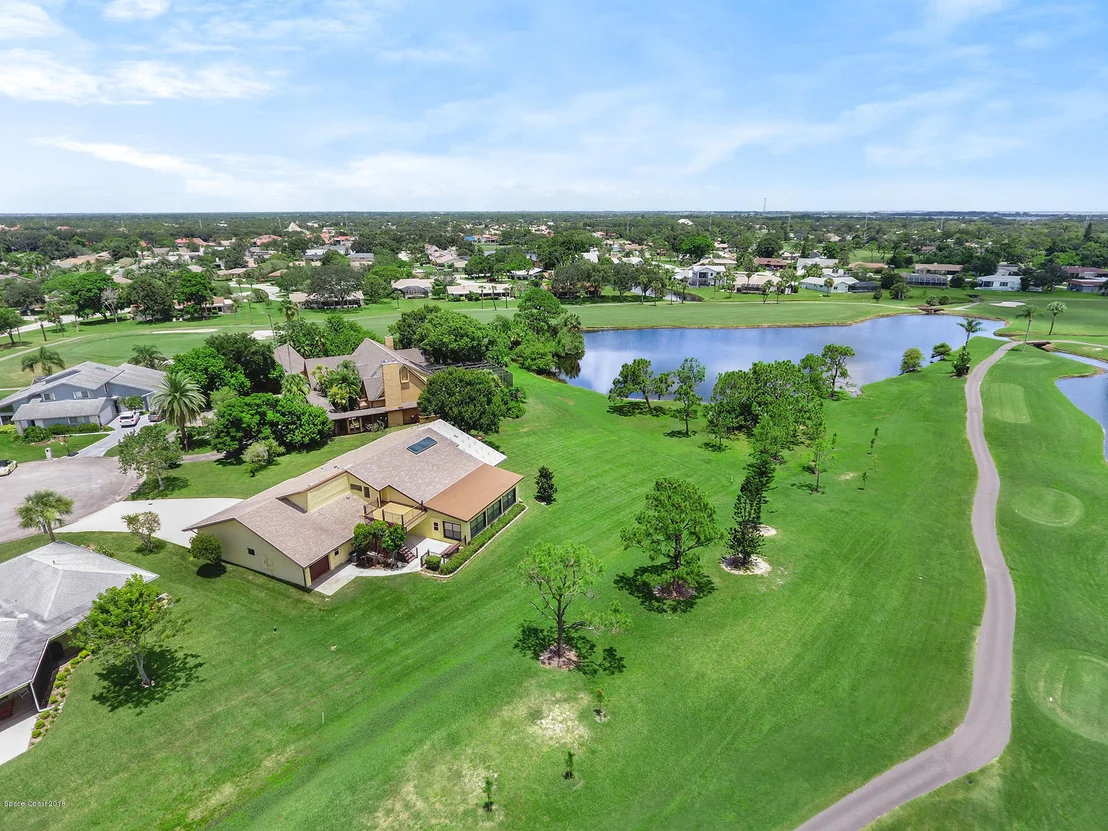Photo of 965 Long Meadow Lane