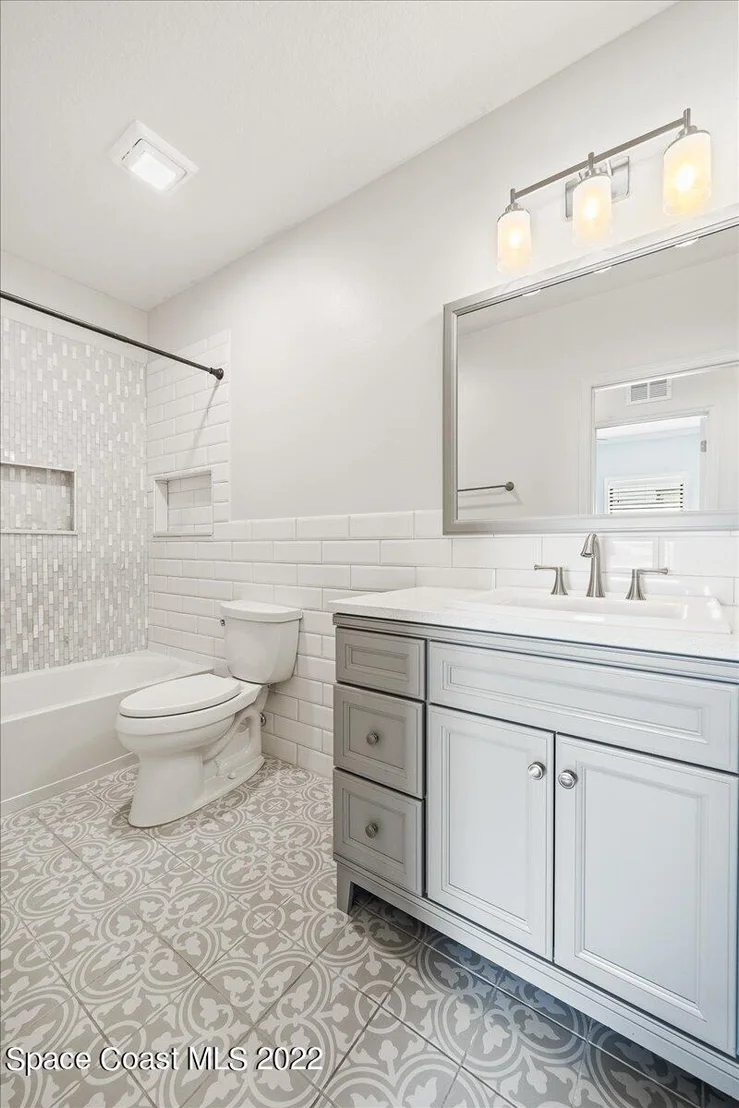 Photo of 1003 Hailey Street