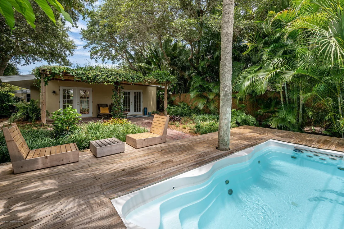 Photo of 816 Banyan Road