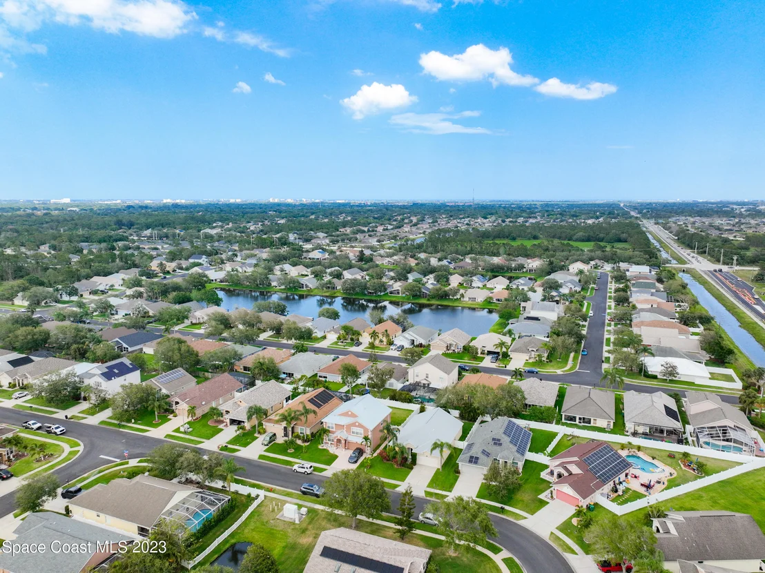 Photo of 324 Sedgewood Circle