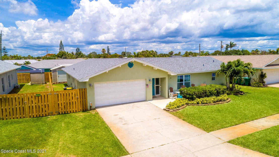 Photo of 680 Poinsetta Drive