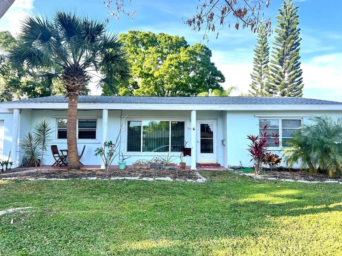 Photo of 408 Bunker Street