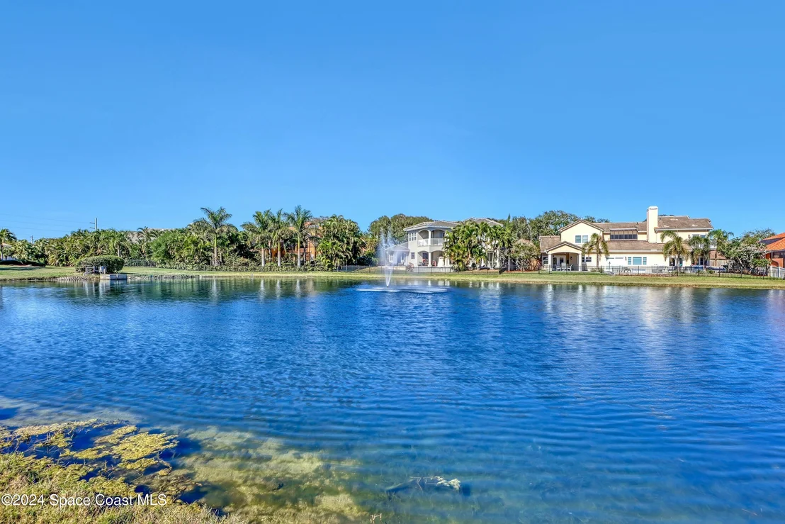 Photo of 402 Flanders Drive