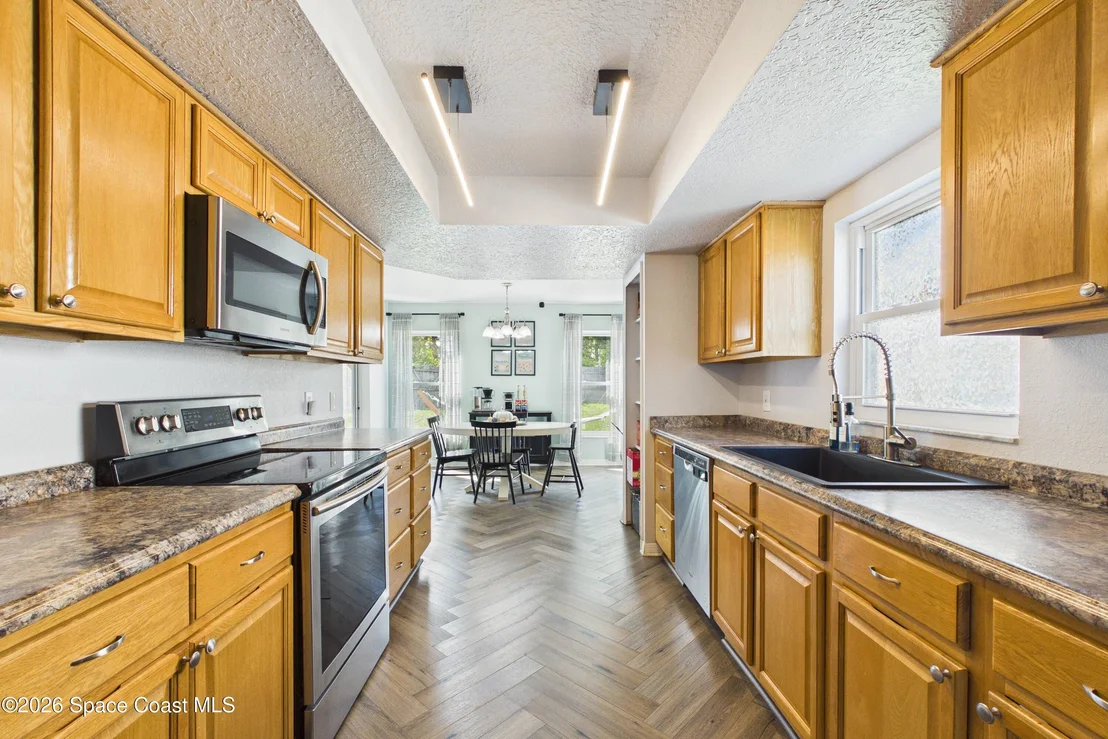 Photo of 3039 Dunhill Drive