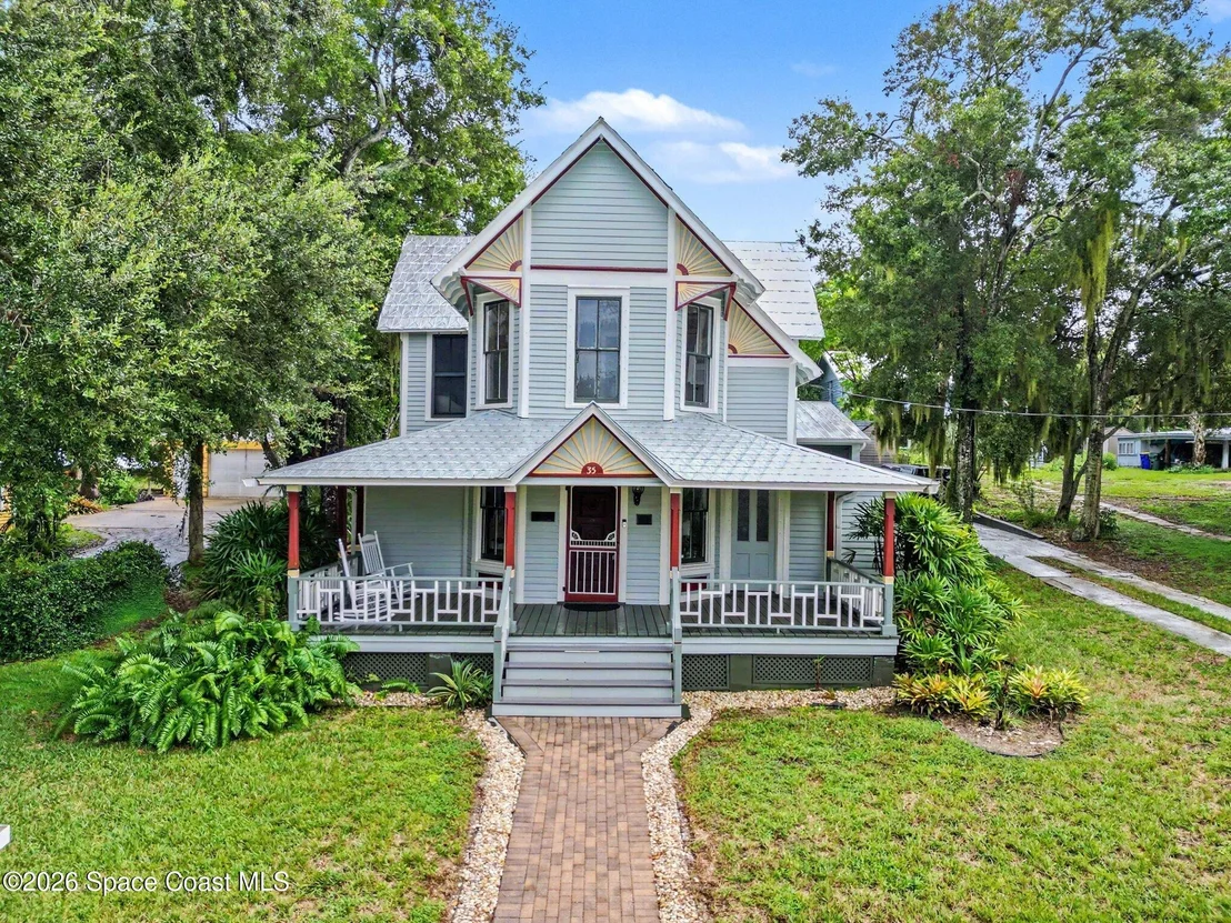 Photo of 35 Barton Avenue