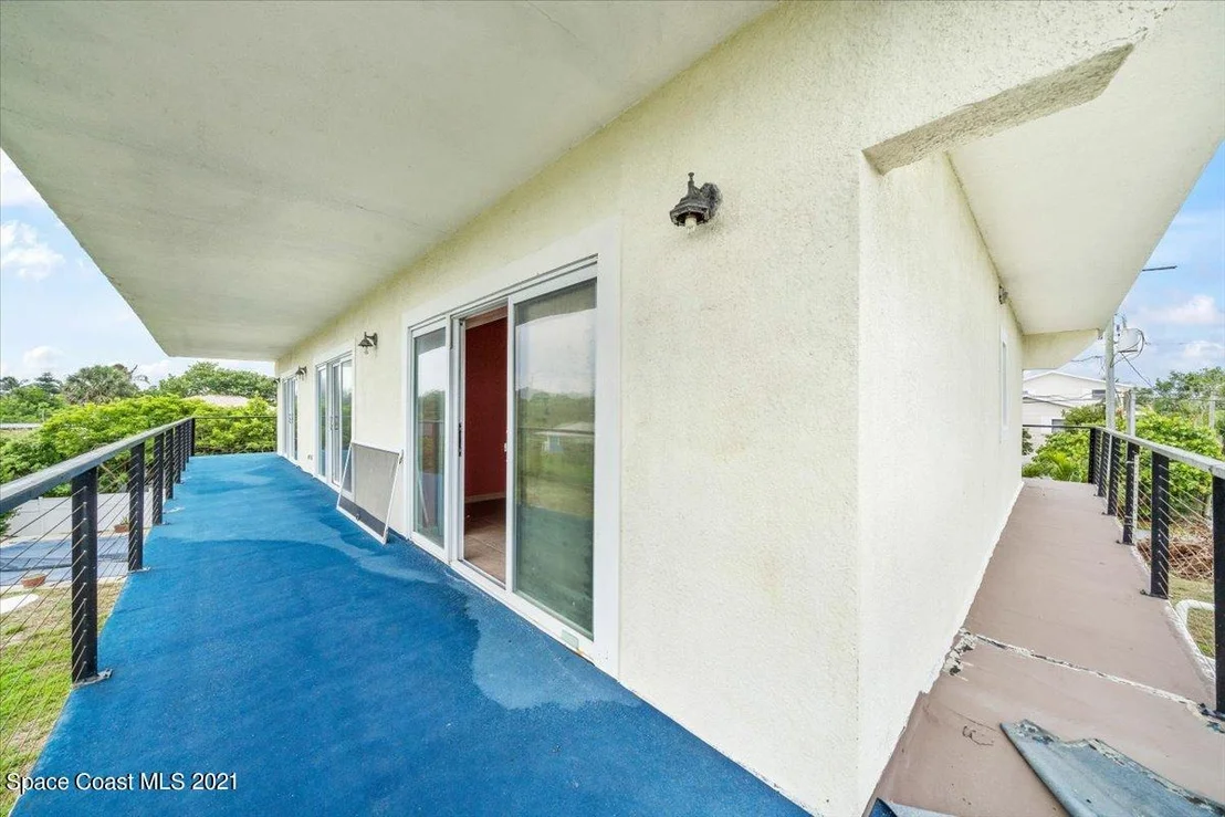 Photo of 5135 Palm Drive