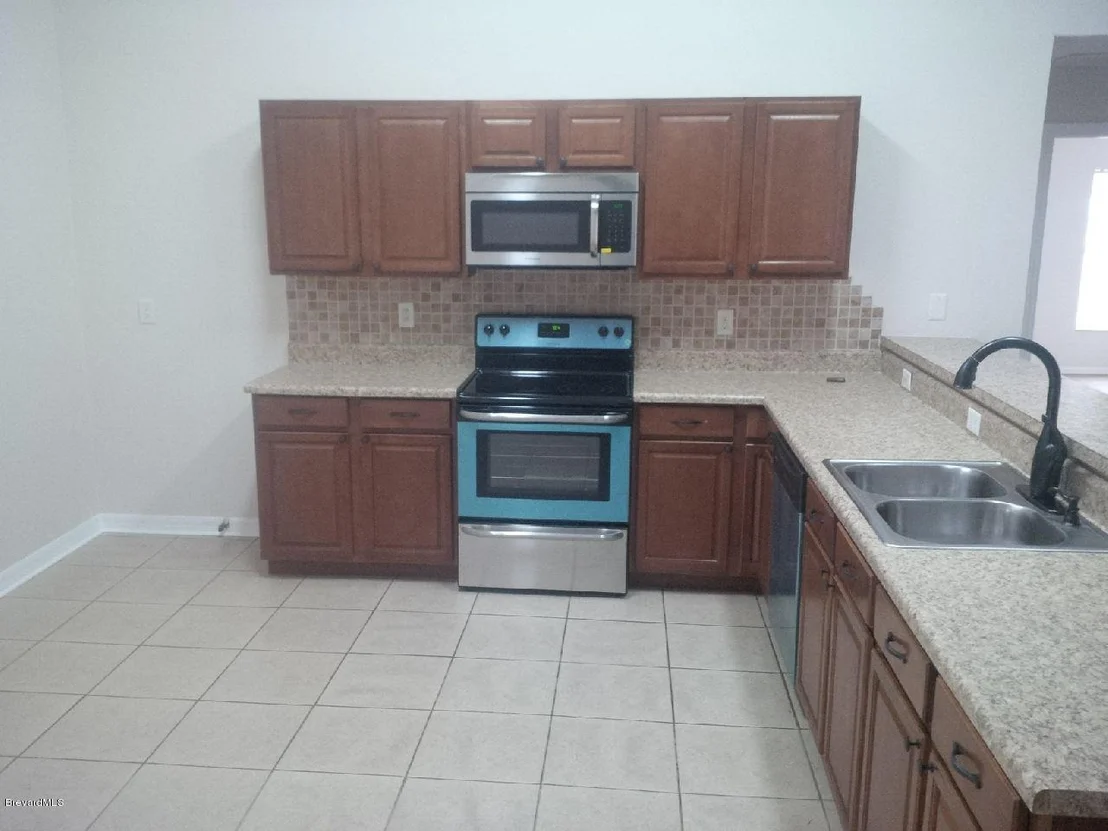 Photo of 6960 Bismark Road