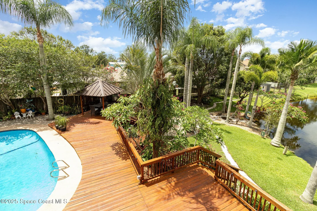 Photo of 2101 Lance Boulevard