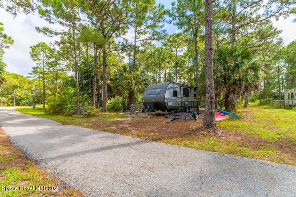 Photo of 4306 Hield Road NW